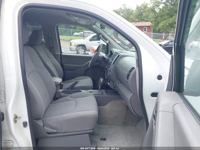 2017 NISSAN FRONTIER S 5