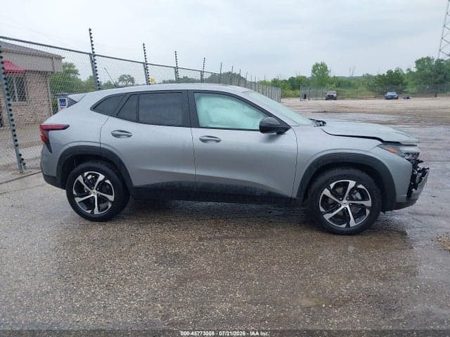 2025 CHEVROLET TRAX FWD 1RS 13