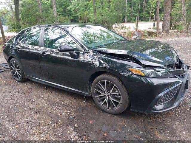 2024 TOYOTA CAMRY SE 1