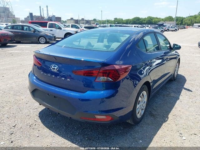2020 HYUNDAI ELANTRA SE 4