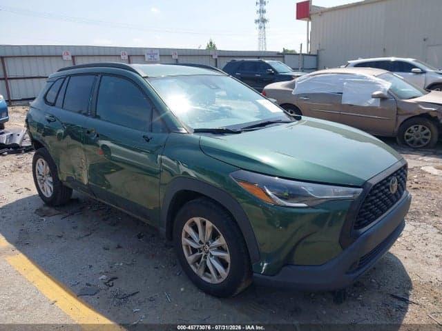 2022 TOYOTA COROLLA CROSS LE 1