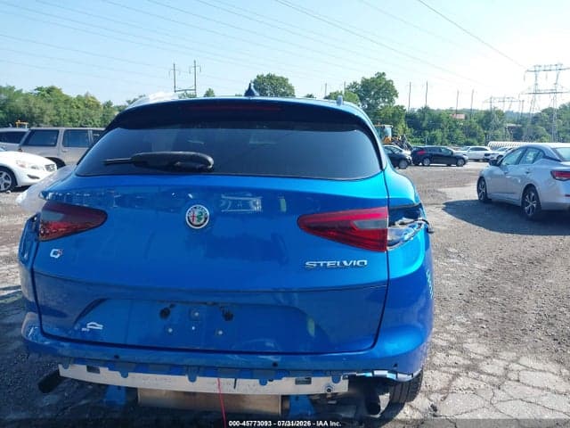 2018 ALFA ROMEO STELVIO TI SPORT AWD 17