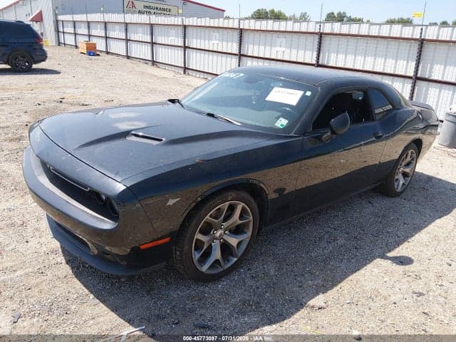 2017 DODGE CHALLENGER SXT 2