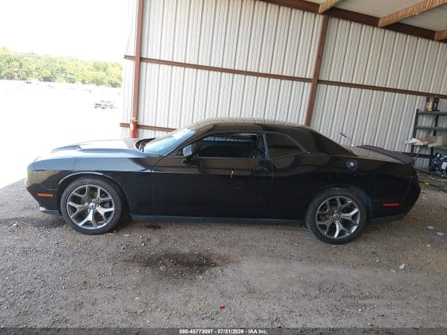 2017 DODGE CHALLENGER SXT 6