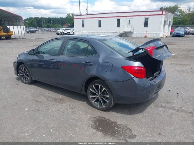 2017 TOYOTA COROLLA SE 3