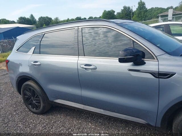 2021 KIA SORENTO S 13