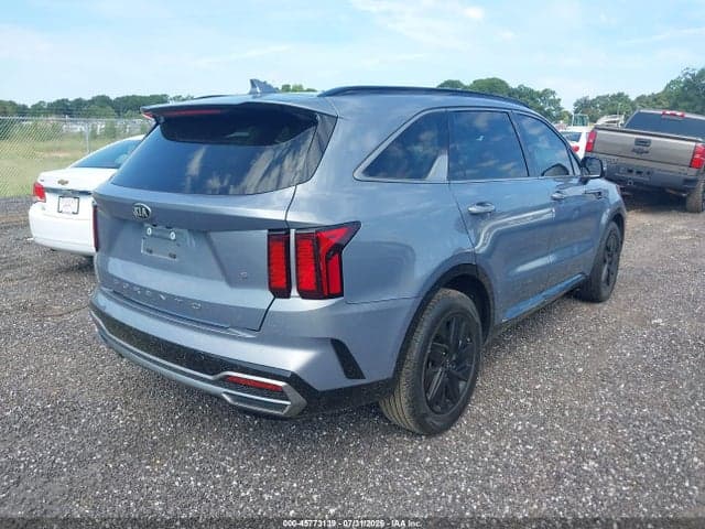 2021 KIA SORENTO S 4