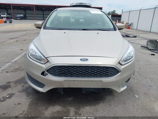 2017 FORD FOCUS SE 6