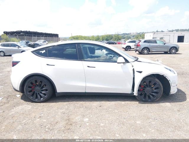 2022 TESLA MODEL Y PERFORMANCE DUAL MOTOR ALL-WHEEL DRIVE 13
