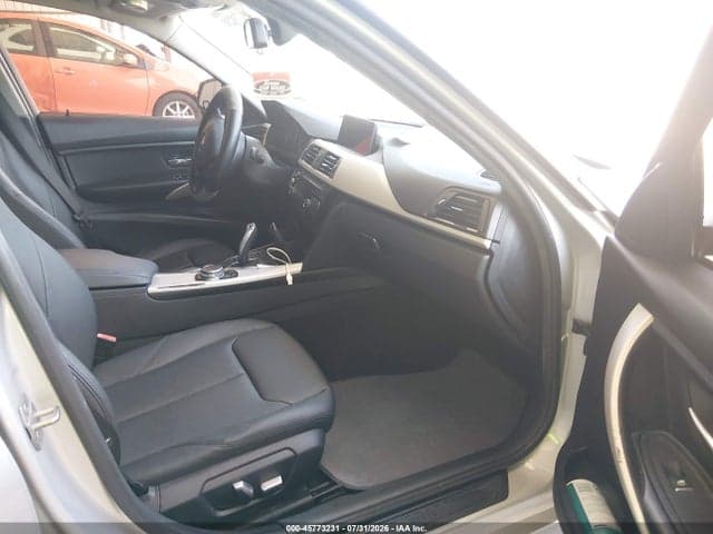 2017 BMW 320I 5