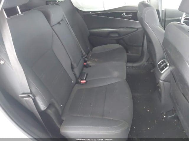 2017 KIA SORENTO 2.4L LX 8