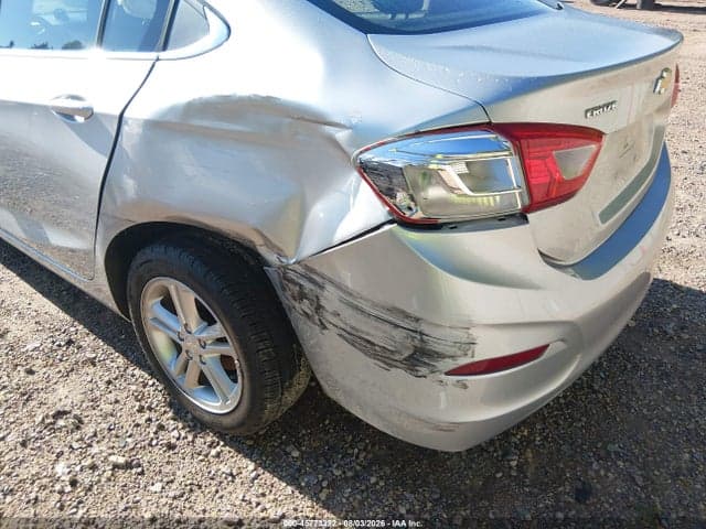 2017 CHEVROLET CRUZE LT AUTO 6