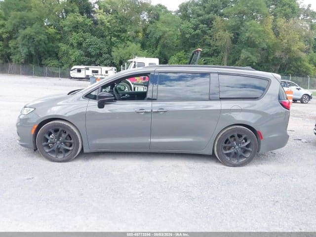 2025 CHRYSLER PACIFICA LIMITED 14