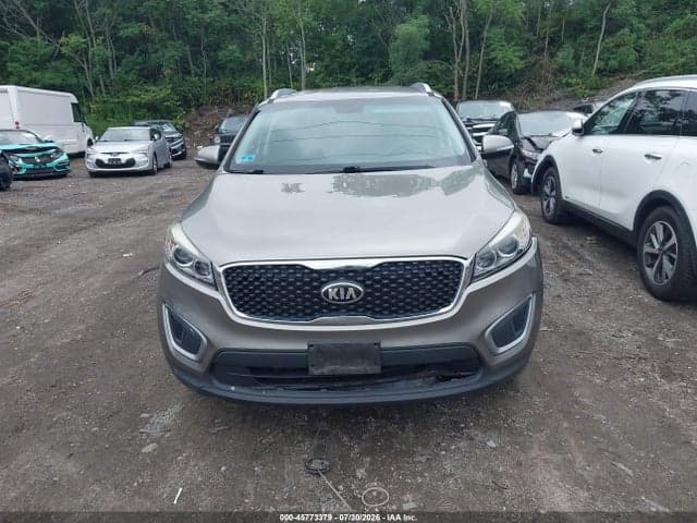 2017 KIA SORENTO 2.4L LX 12