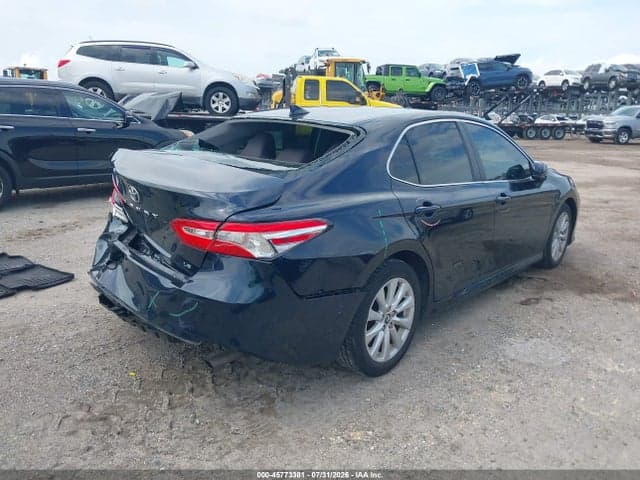 2020 TOYOTA CAMRY LE 4
