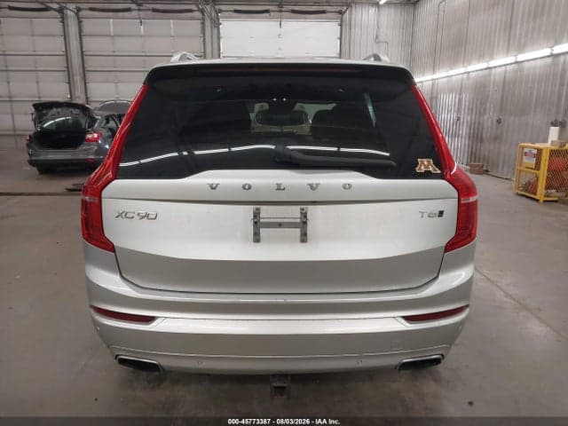 2019 VOLVO XC90 T6 MOMENTUM 17