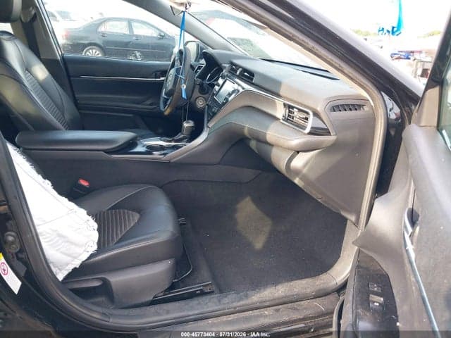 2018 TOYOTA CAMRY SE 5