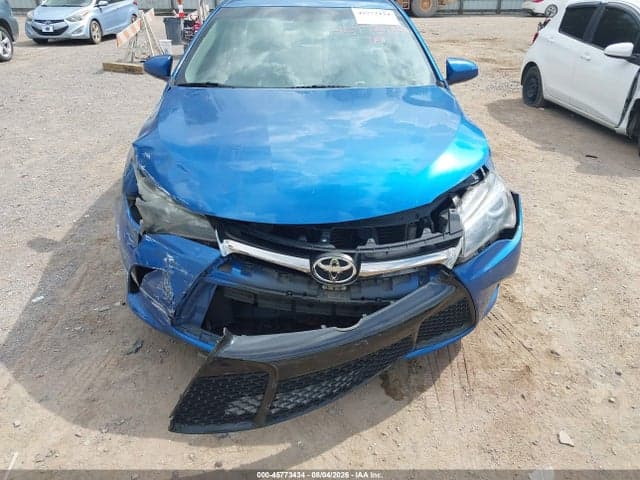 2017 TOYOTA CAMRY SE 6