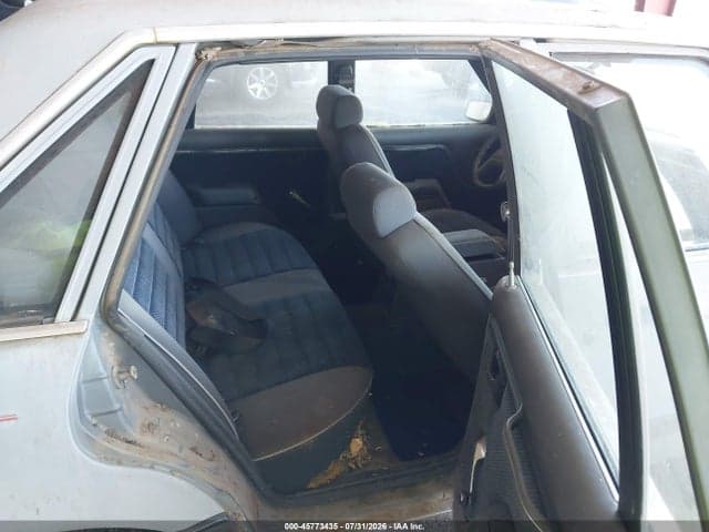 1985 FORD LTD 8