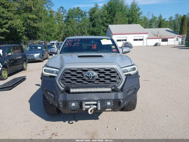 2021 TOYOTA TACOMA TRD SPORT 12