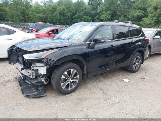 2021 TOYOTA HIGHLANDER HYBRID XLE 2