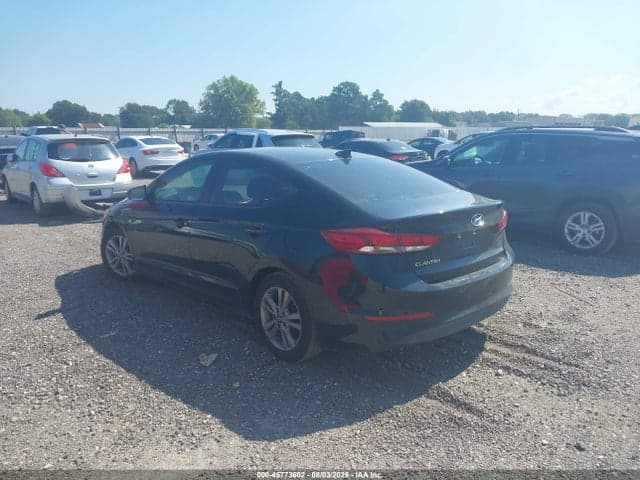 2017 HYUNDAI ELANTRA SE 3