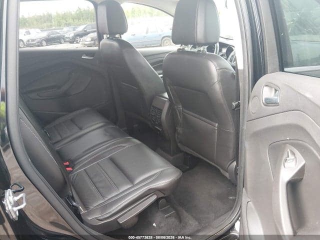 2017 FORD ESCAPE TITANIUM 8