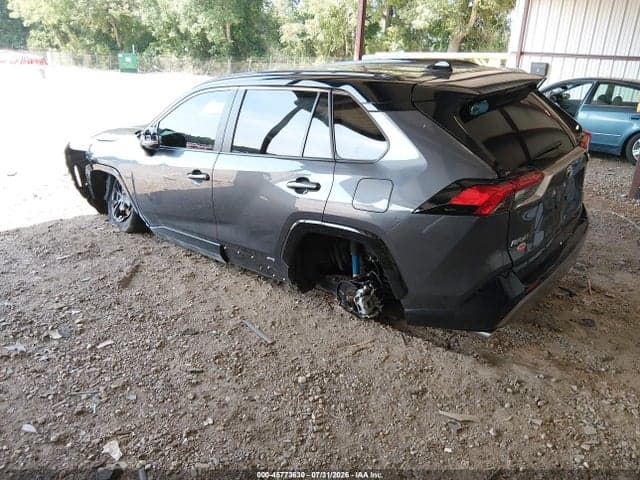 2025 TOYOTA RAV4 HYBRID XSE 3