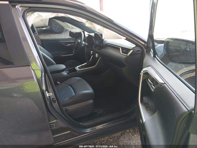 2025 TOYOTA RAV4 HYBRID XSE 5