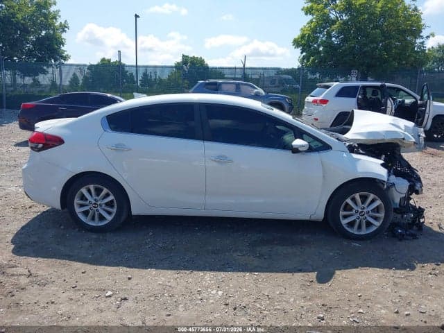 2017 KIA FORTE S 12
