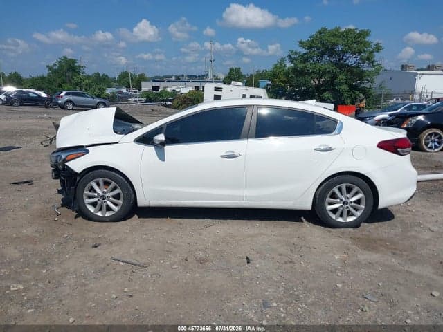 2017 KIA FORTE S 13