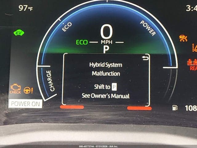 2025 TOYOTA CAMRY LE 17