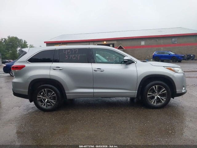 2017 TOYOTA HIGHLANDER LE PLUS 13