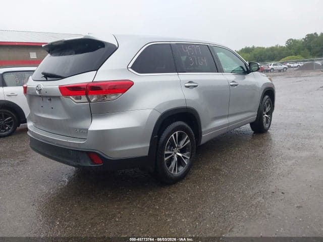 2017 TOYOTA HIGHLANDER LE PLUS 4