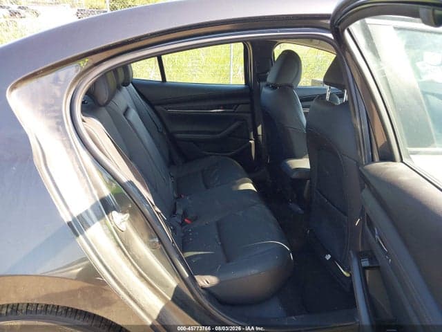 2021 MAZDA MAZDA3 PREFERRED 8