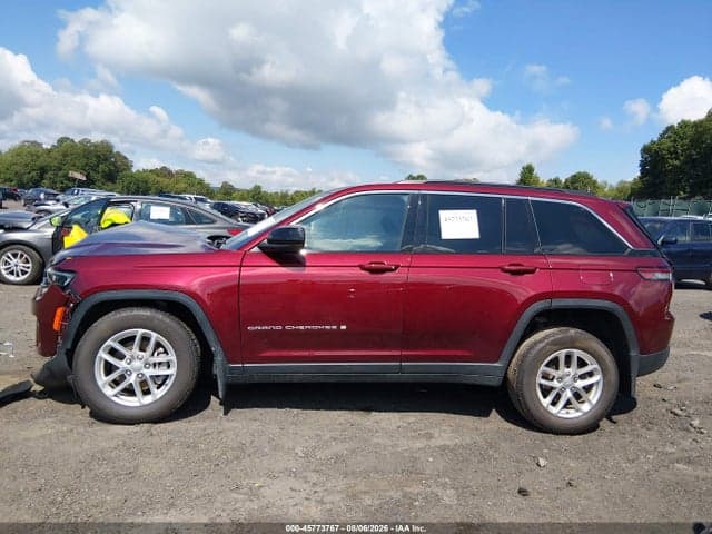 2025 JEEP GRAND CHEROKEE LAREDO X 4X4 13