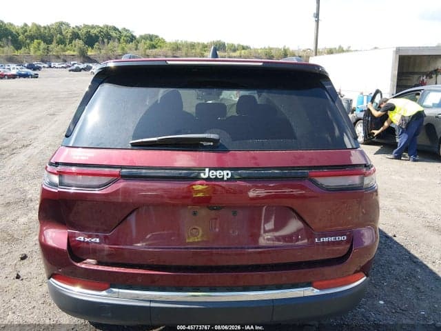 2025 JEEP GRAND CHEROKEE LAREDO X 4X4 15