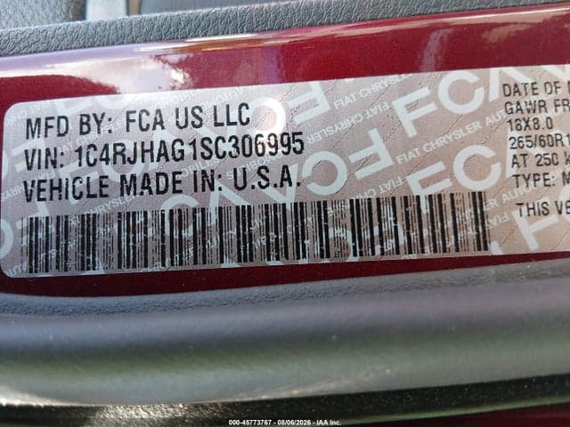 2025 JEEP GRAND CHEROKEE LAREDO X 4X4 9