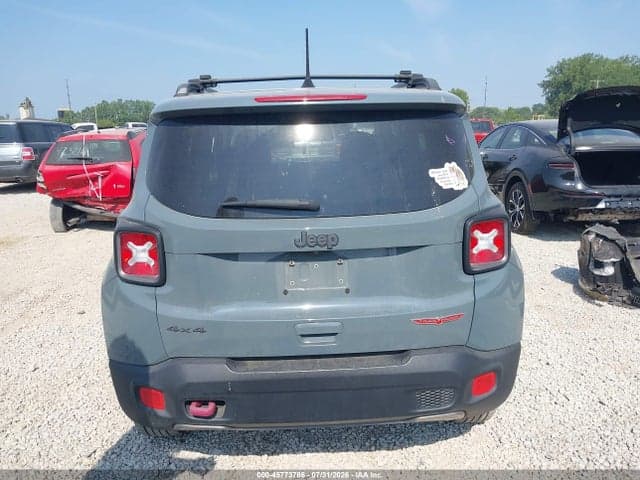 2018 JEEP RENEGADE TRAILHAWK 4X4 17