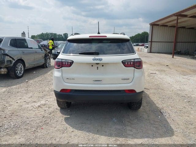 2017 JEEP NEW COMPASS LATITUDE 4X4 16