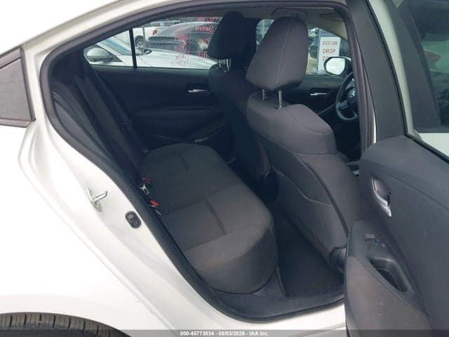 2021 TOYOTA COROLLA LE 8