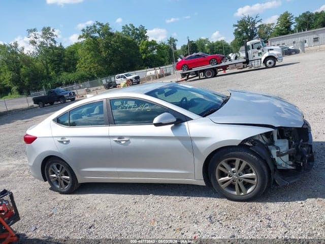 2017 HYUNDAI ELANTRA SE 14