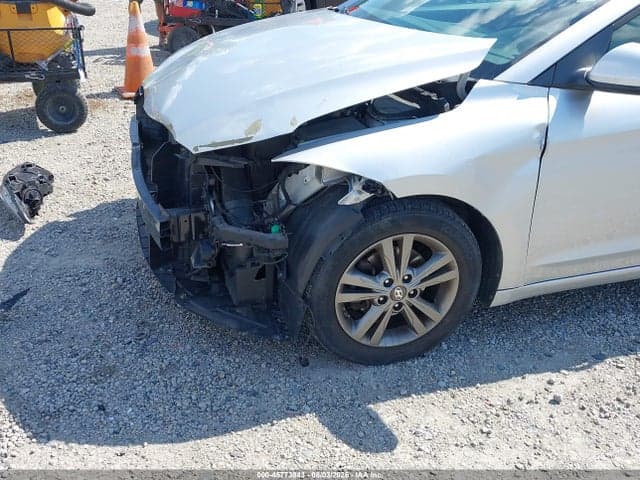 2017 HYUNDAI ELANTRA SE 19