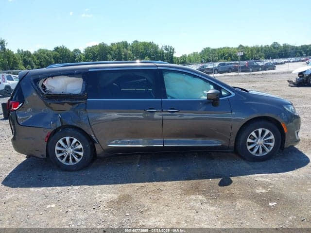 2018 CHRYSLER PACIFICA TOURING L 13