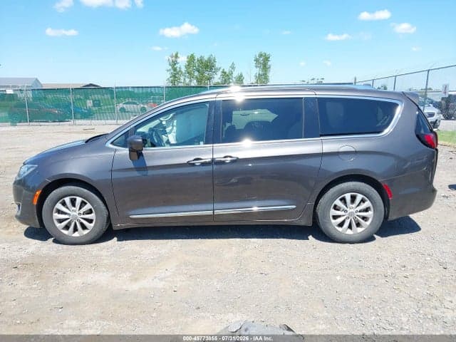 2018 CHRYSLER PACIFICA TOURING L 14