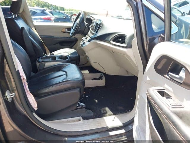 2018 CHRYSLER PACIFICA TOURING L 5