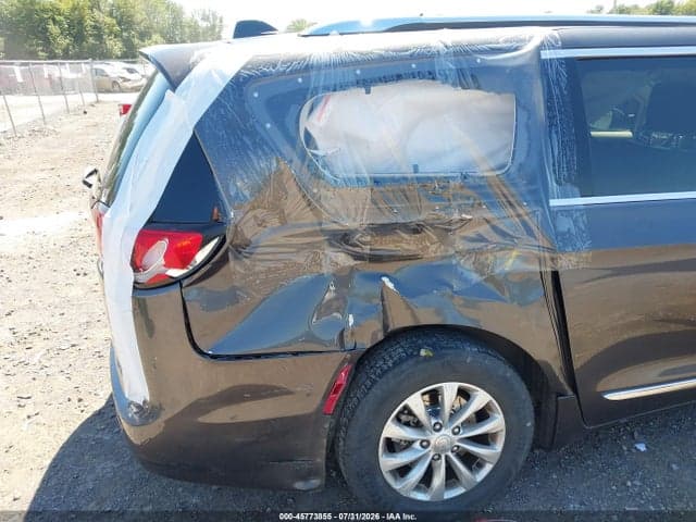 2018 CHRYSLER PACIFICA TOURING L 6