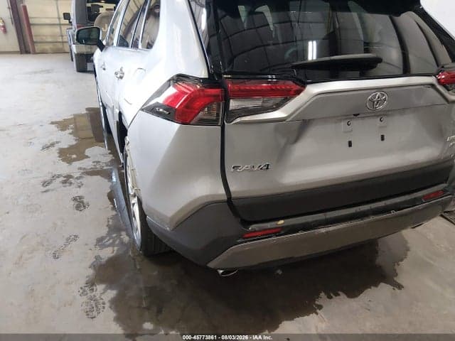 2019 TOYOTA RAV4 LIMITED 19