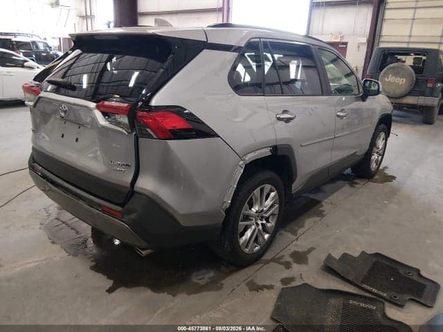 2019 TOYOTA RAV4 LIMITED 4