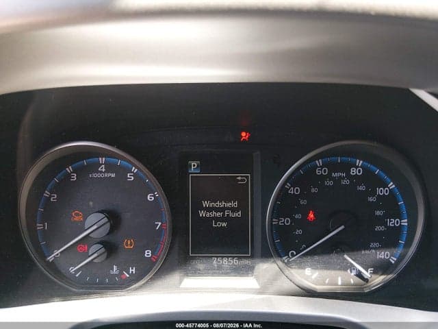 2017 TOYOTA RAV4 LE 7